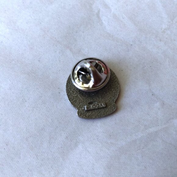 Vintage FORD Lapel Hat Pin Lillehammer 1994 Olympics Canada - Picture 4 of 5